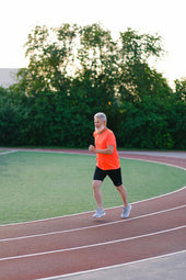 À 50 ans, le vrai départ : comment courir après 50 ans sans se blesser